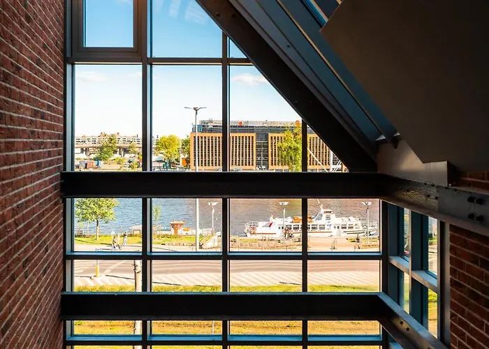 River's Touch Grand Z Widokiem Na Odre